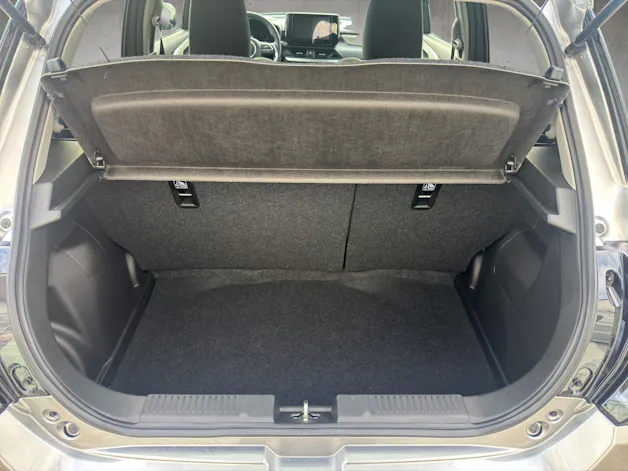Suzuki Swift 1.2 Sakura Top Hybrid