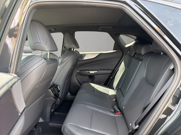 Lexus NX 450h+ F-Sport