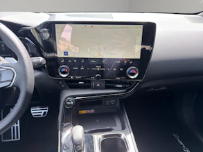 https://vehicle.imgix.net/4158185/e1eb0550-89f3-40f1-90cc-196733b5e1a0.jpg
