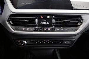 Vehicle image BMW 118i