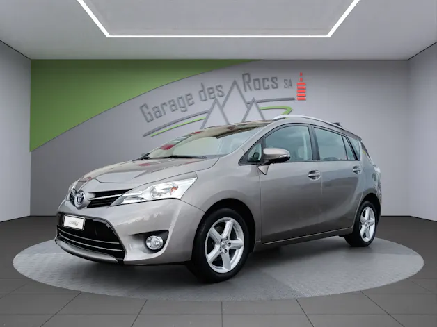 Toyota Verso 1.8 VVT-i Luna 7P