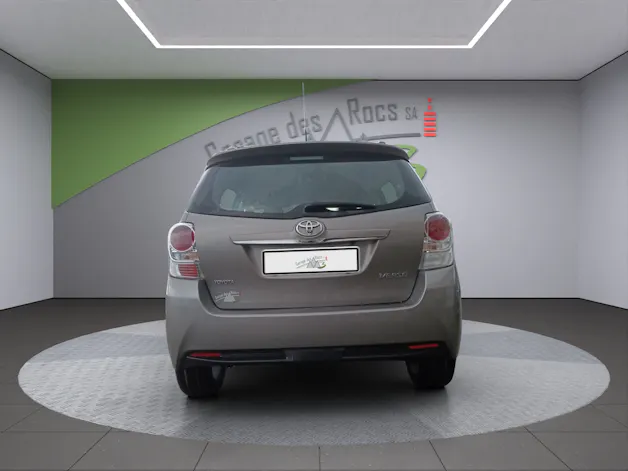Toyota Verso 1.8 VVT-i Luna 7P
