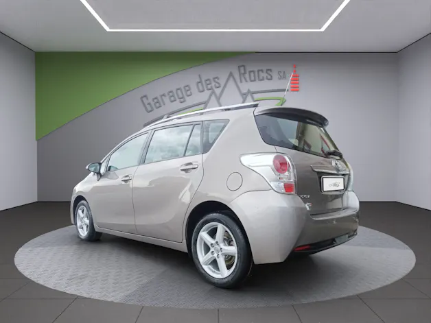 Toyota Verso 1.8 VVT-i Luna 7P