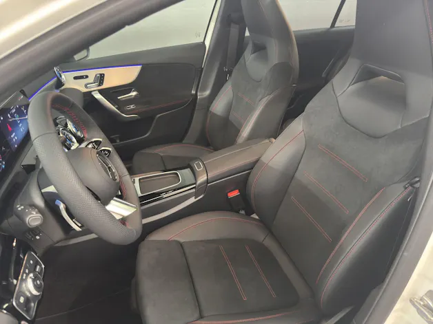 Mercedes-Benz A 250 e AMG Line EQ Star