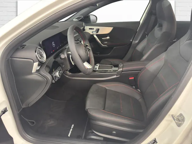 Mercedes-Benz A 250 e AMG Line EQ Star