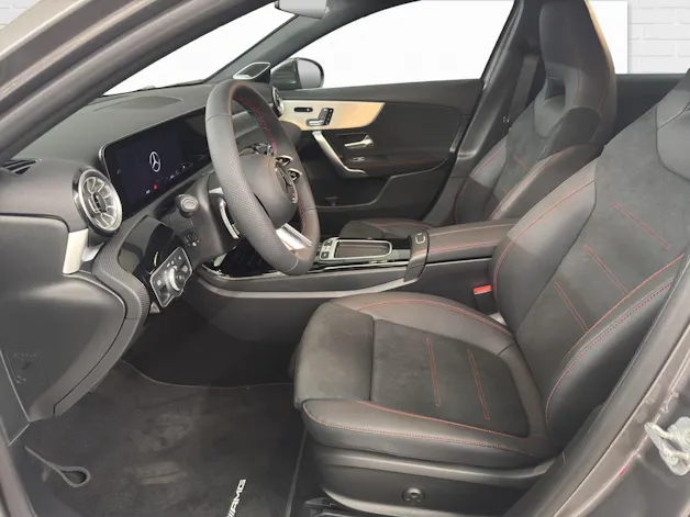 Mercedes-Benz A 250 e AMG Line EQ Star