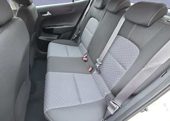 Vehicle image 9 Vehicle image 9