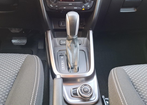 Vehicle image 10 Vehicle image 10