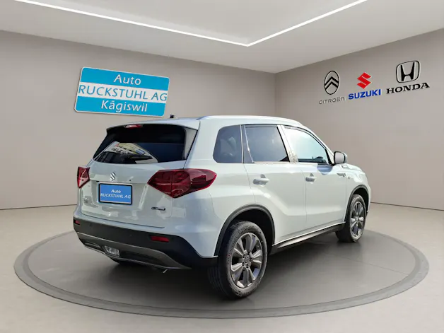 Suzuki Vitara 1.4 T Sakura Hybrid 4x4