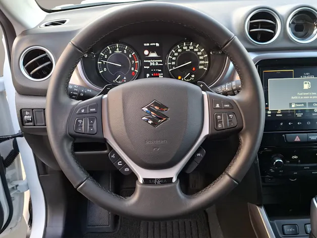 Suzuki Vitara 1.4 T Sakura Hybrid 4x4