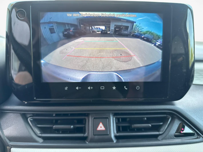 Fahrzeugbild SUZUKI SWIFT