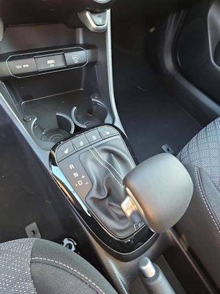 Vehicle image 14 Vehicle image 14