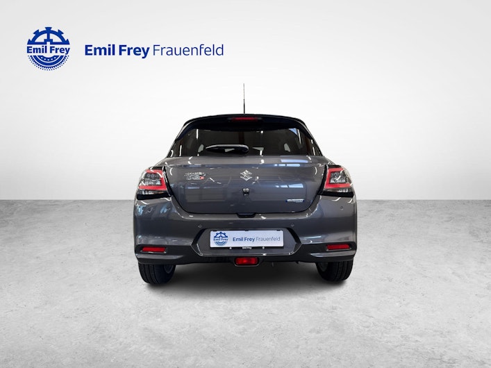 Vehicle image SUZUKI SWIFT