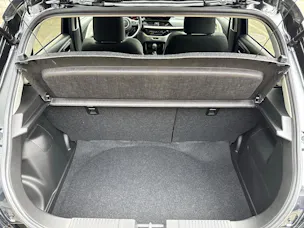Suzuki Swift 1.2 Sakura Hybrid