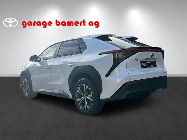 Toyota bZ4X Style AWD