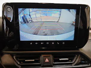 Suzuki Swift 1.2 Sakura Top Hybrid