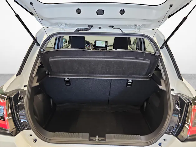 Suzuki Swift 1.2 Sakura Top Hybrid