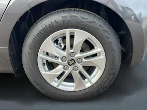 Toyota Yaris 1.5 VVT-i HSD Comfort