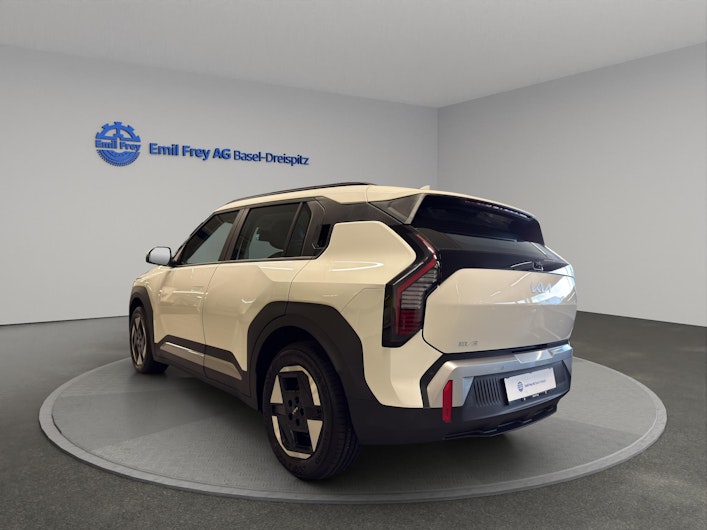 Vehicle image KIA EV3