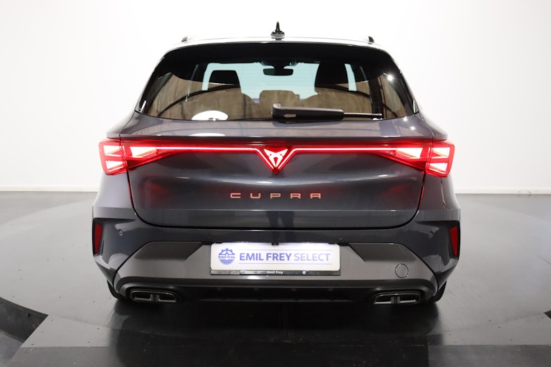 Vehicle image CUPRA LEON