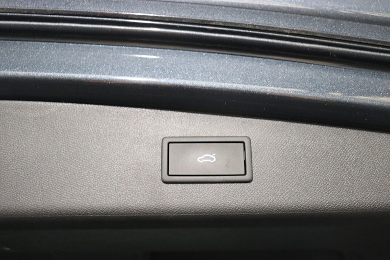 Vehicle image CUPRA LEON