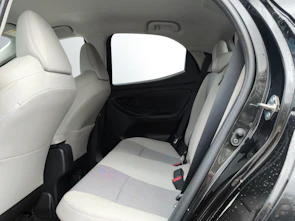 Fahrzeugbild TOYOTA Yaris 1.5 VVT-i HSD Premium