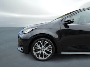 Fahrzeugbild TOYOTA Yaris 1.5 VVT-i HSD Premium