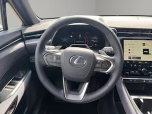 Lexus LBX 1.5 Hybrid Cool AWD