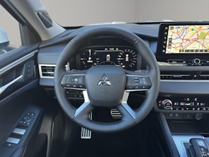 Vehicle image MITSUBISHI Outlander 2.4 PHEV Instyle 4x4