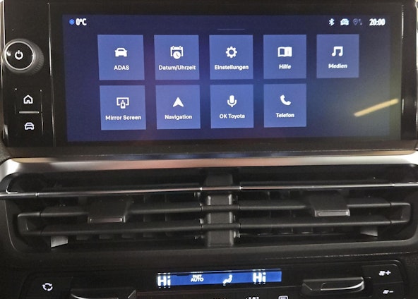 Vehicle image 18 Vehicle image 18