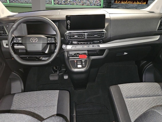 Vehicle image 6 Vehicle image 6