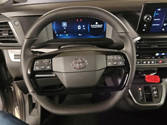 Vehicle image 10 Vehicle image 10