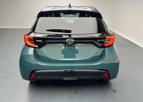 Vehicle image 4 Vehicle image 4