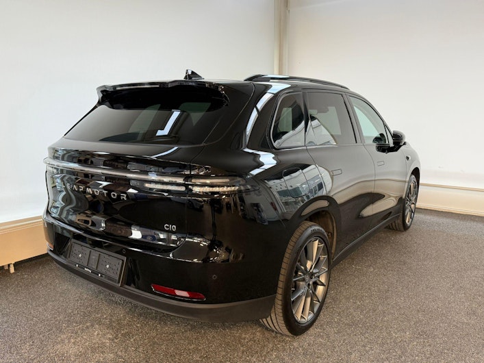 Vehicle image LEAPMOTOR C10