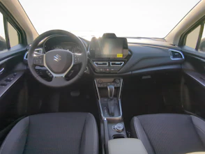 Fahrzeugbild SUZUKI S-Cross 1.4 T Sakura Top Hybrid 4x4 / 1.99% Leasing