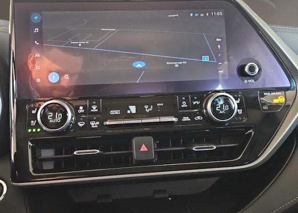 Vehicle image 15 Vehicle image 15