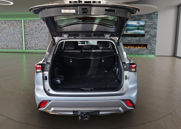 Vehicle image 21 Vehicle image 21