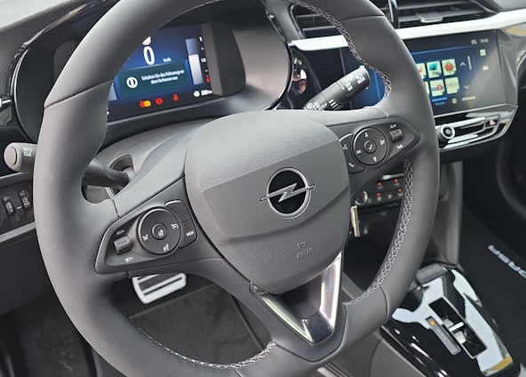 Vehicle image 8 Vehicle image 8