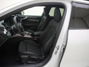 Audi A6 Avant 2.0 e-hybrid S line quattro S-Tronic