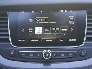 Opel Grandland X 1.6 Hybrid4 Ultimate Automatik