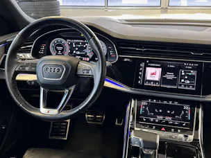 Audi Q8 55 TFSI quattro tiptronic