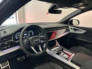 Audi Q8 SUV 3.0 55 TFSI e quattro T-Tronic