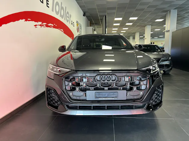 Audi Q8 SUV 3.0 55 TFSI e quattro T-Tronic