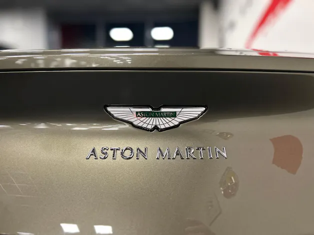 Aston Martin DB11 V8 Volante Touchtronic 3