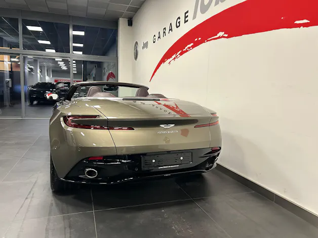 Aston Martin DB11 V8 Volante Touchtronic 3