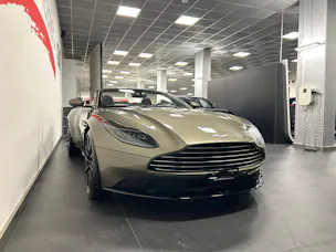 Aston Martin DB11 V8 Volante Touchtronic 3