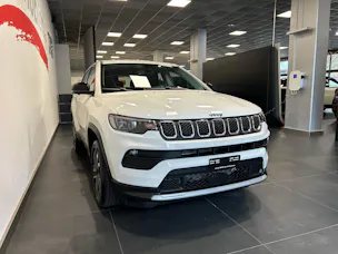 Jeep Compass 1.3 T PHEV Swiss Altitude Plus AWD