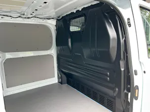 VW Transporter 2.0 TDI Automat