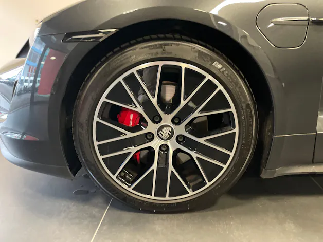 Porsche Taycan 4S Sport Turismo Performance Plus 93,4kWh