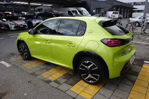 Peugeot 208 Elektrik 115kW GT